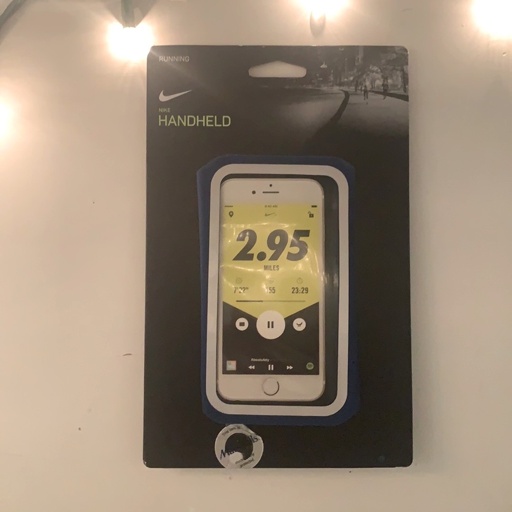 Nike handheld phone holder